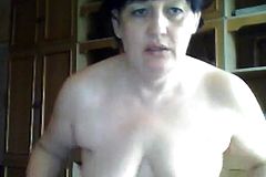 Horny Mature Girl In Webcam